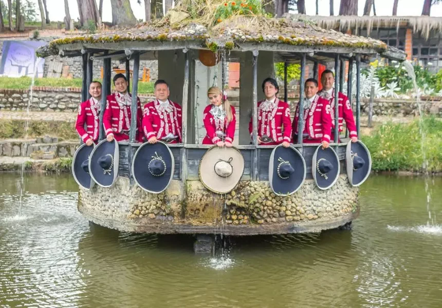 Mariachi Garibaldi de Gustavo Salazar